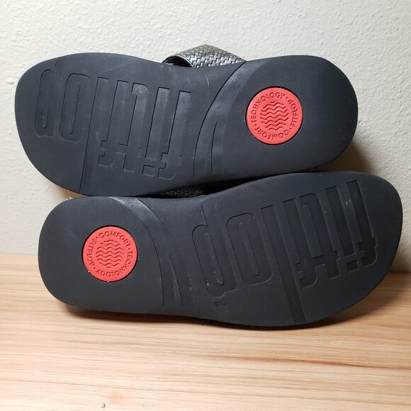 FitFlop Women's 9 Lulu Wedge Flip Flop Sandals Black Silver Comfort Metallic - Picture 6 of 7